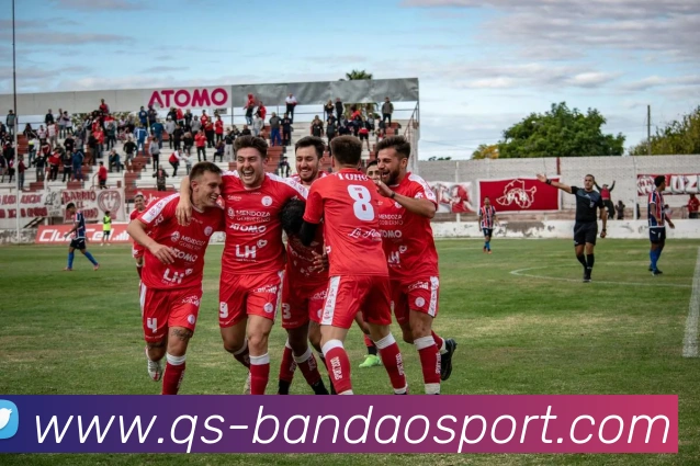 半岛足球体育品牌故事