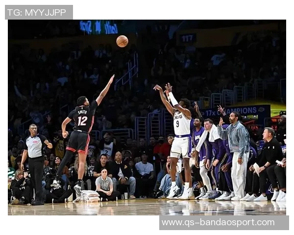 布朗尼逐渐融入球队但进攻能力不足仍难以在NBA立足