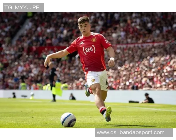 英媒报道谢周三与曼联讨论阿马斯未来合同细节及冬窗解约条款