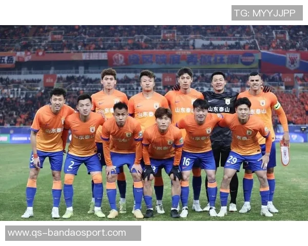 杨立瑜达成里程碑成为97年龄段首位出场200场的中国顶级联赛球员 杨立瑜达成里程碑成为97年龄段首位出场200场的中国顶级联赛球员