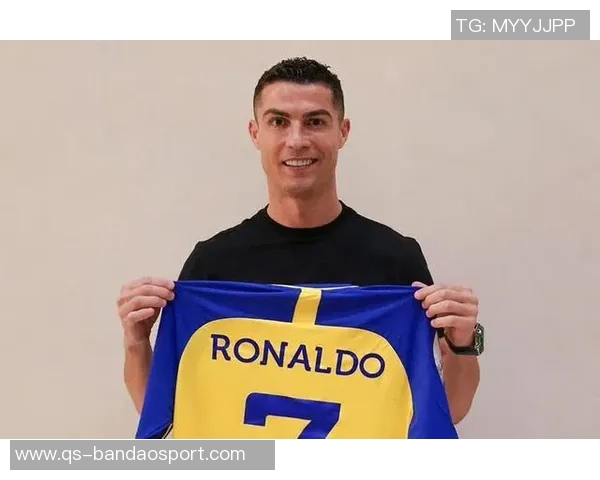 C罗个人净资产突破14亿美元成为全球首位超十亿的足球巨星