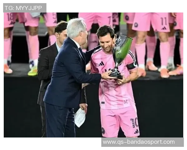 福斯贝里分析MLS总决赛梅西与穆勒的胜算对比与看法 福斯贝里分析MLS总决赛梅西与穆勒的胜算对比与看法