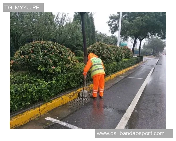 杨瀚森幽默风趣用英语逗乐队友具体细节不便透露