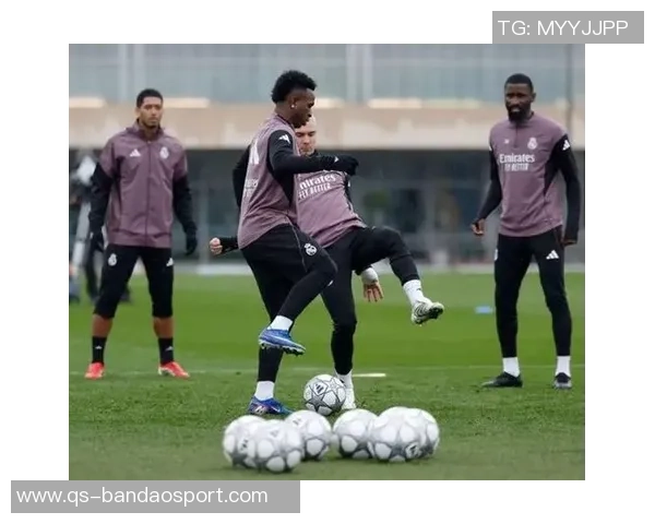 吕迪格恢复训练进展明显姆巴佩和A费进行中等强度个人训练 吕迪格恢复训练进展明显姆巴佩和A费进行中等强度个人训练