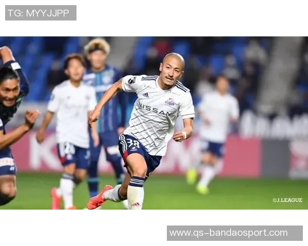 海港租借横滨水手中场让克劳德并附带买断条款的最新消息